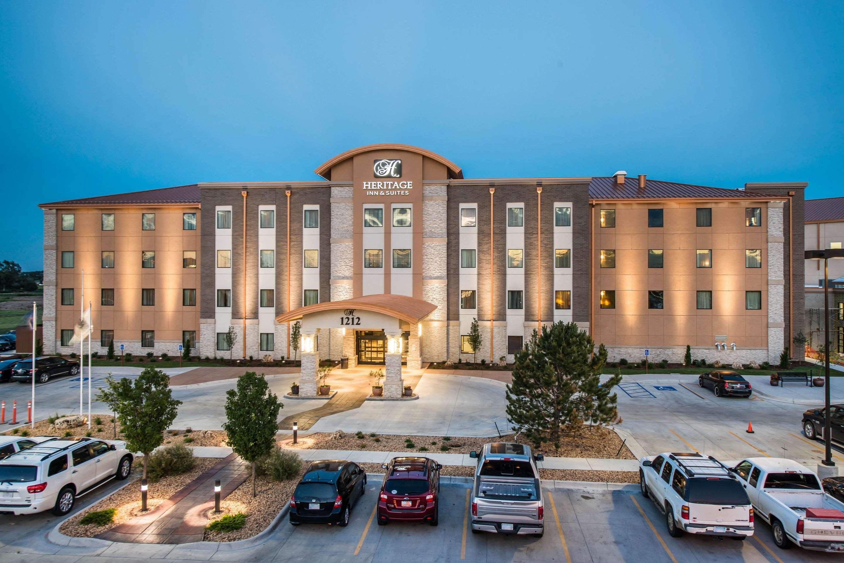 The Heritage Inn & Suites, Ascend Hotel Collection Garden City Exterior foto